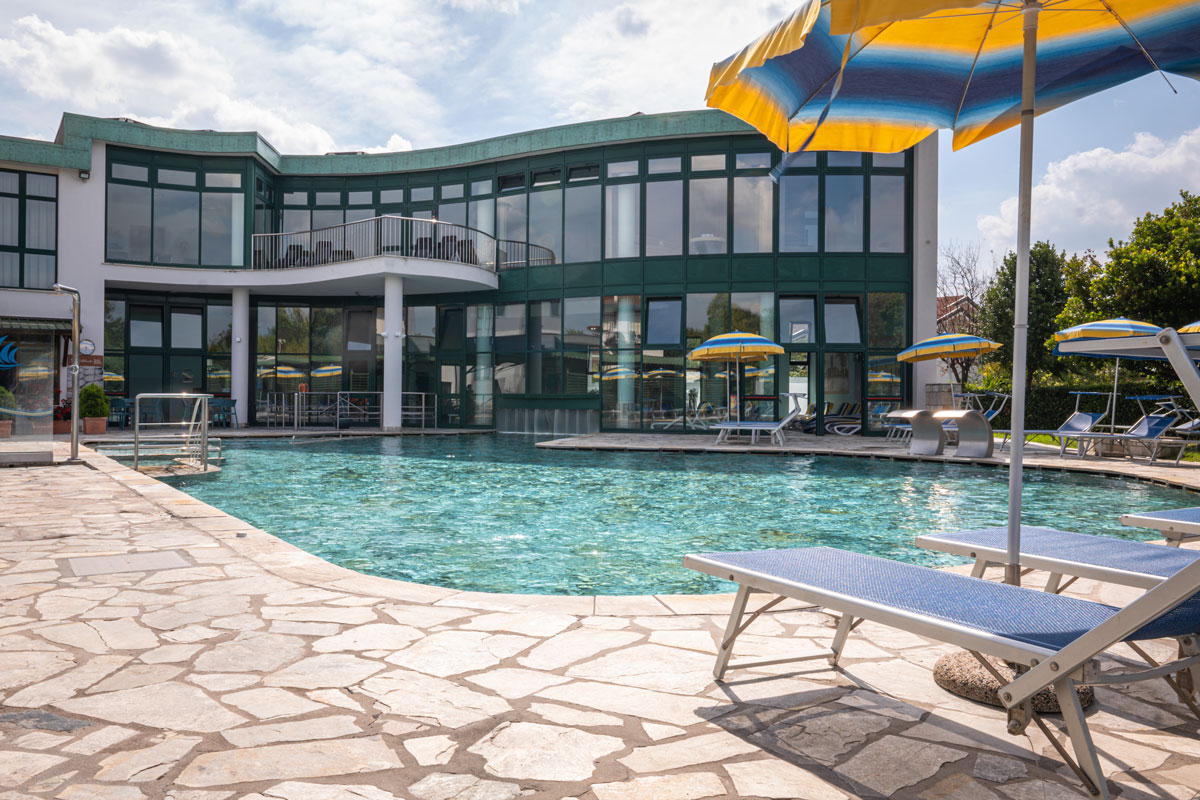 Atlantic piscina esterna